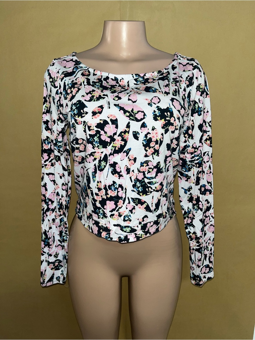 Guess Floral Long-Sleeve Scoop Neck Top - Pink Floral